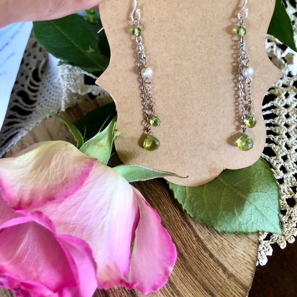 Peridot & Pearl Natural Gem Handmade 925 Sterling Silver Dangle Earring